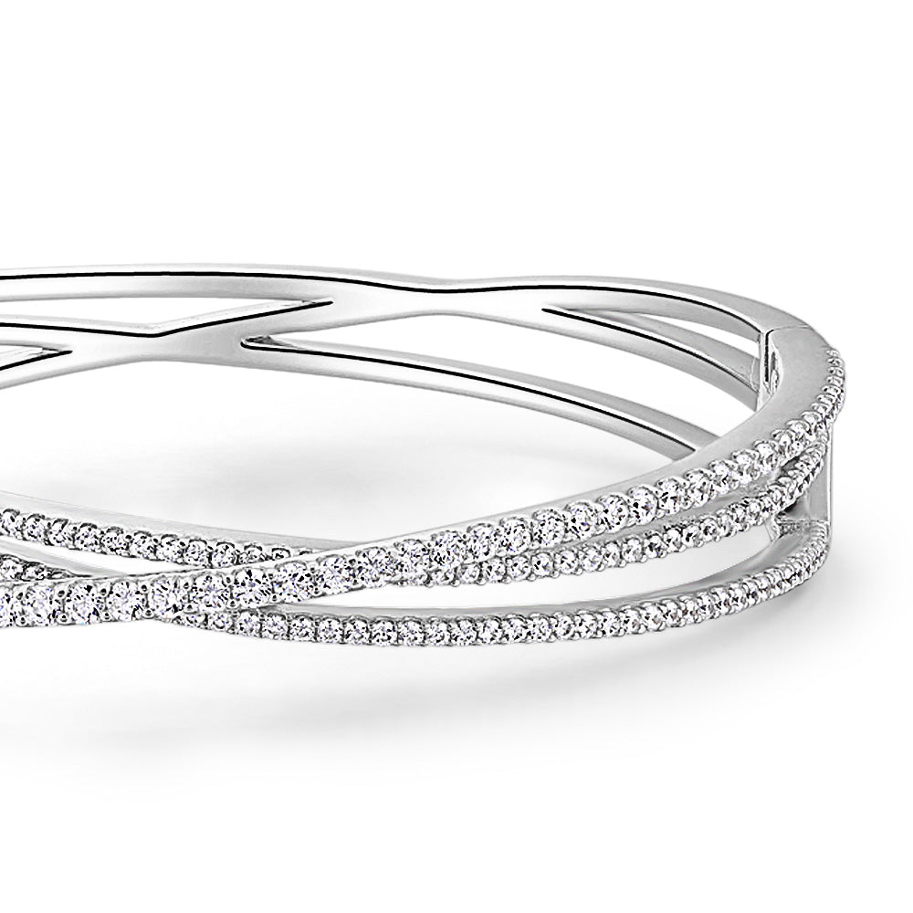 Round Brilliant bangle with 2.63 carats* of diamond simulants in sterling silver