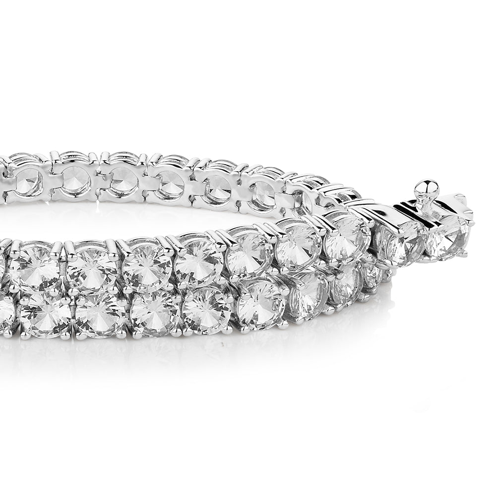 Round Brilliant tennis bracelet with 11 carats* of diamond simulants in sterling silver