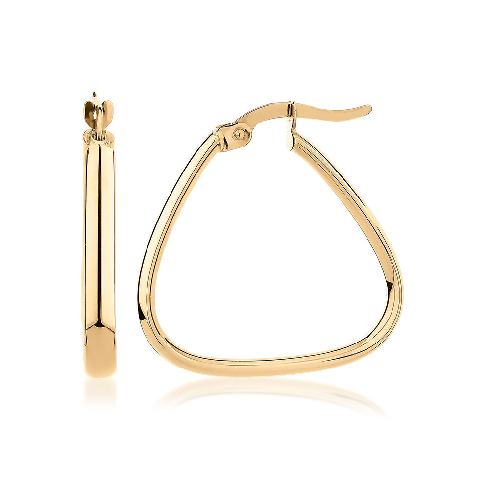 Hoop earrings in 10 carat yellow gold