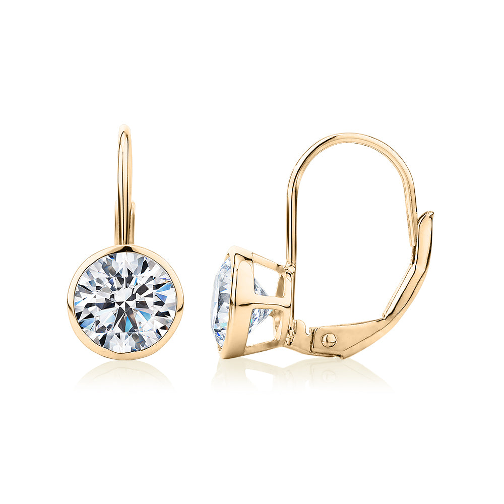 Round Brilliant drop earrings with 2 carats* of diamond simulants in 10 carat yellow gold