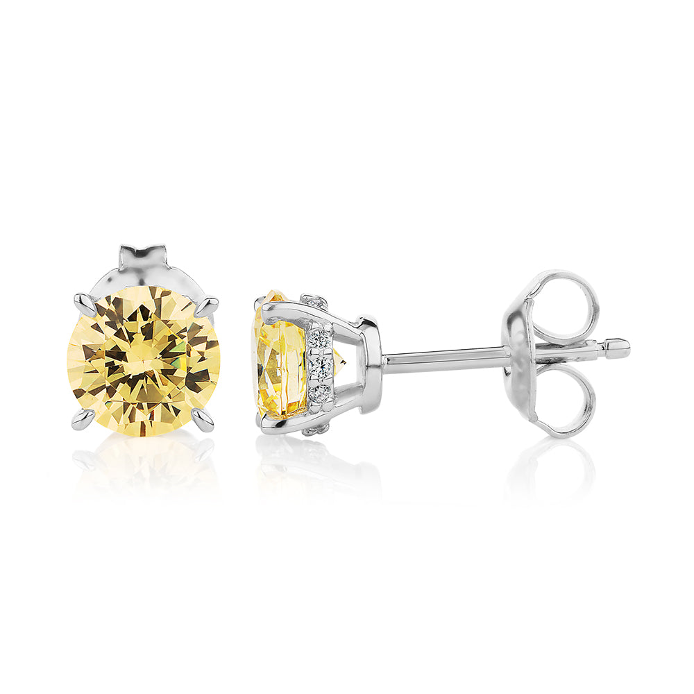 Round Brilliant stud earrings with 2.18 carats* of diamond simulants in sterling silver