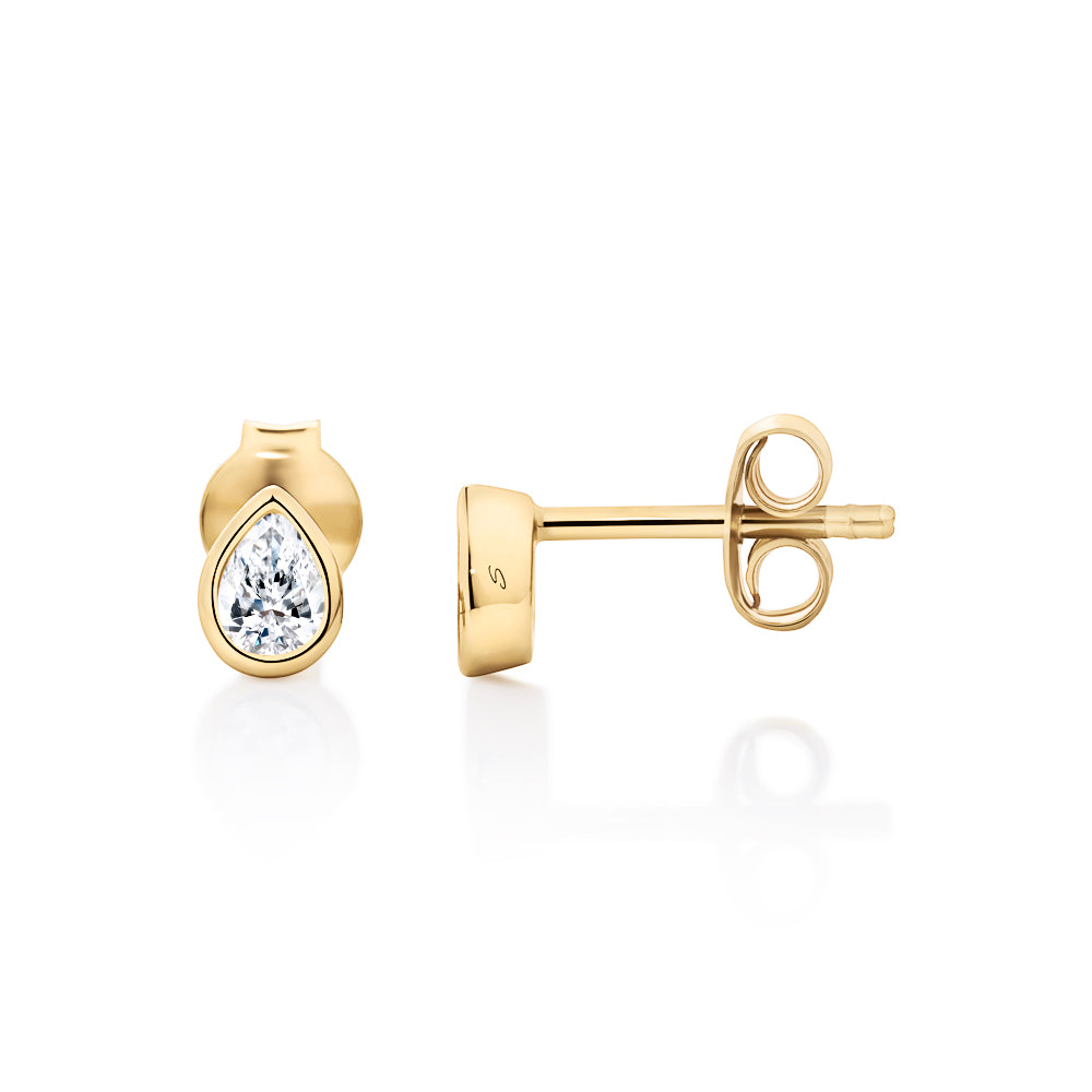 Pear Signature Simulant fancy earrings in 18 carat yellow gold vermeil