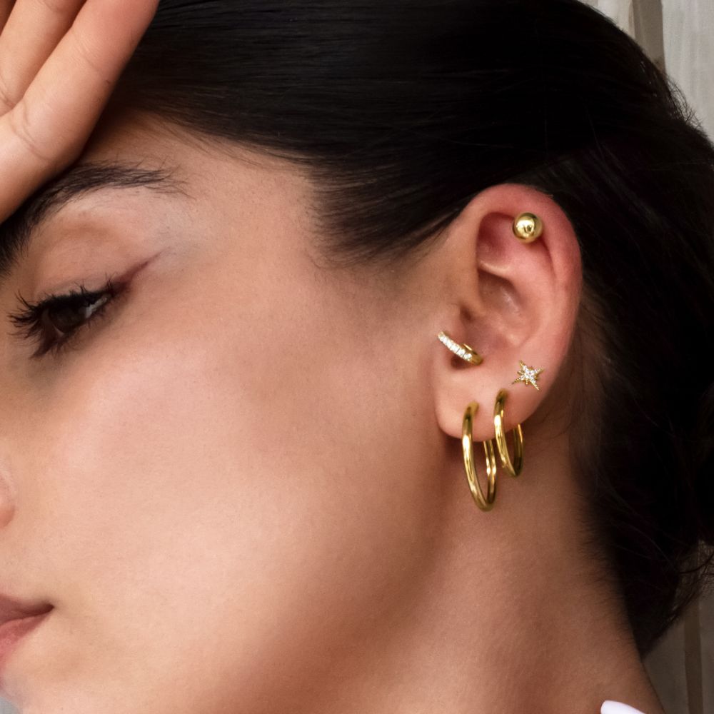 Round Brilliant Signature Simulant hoop earrings in 18 carat yellow gold vermeil