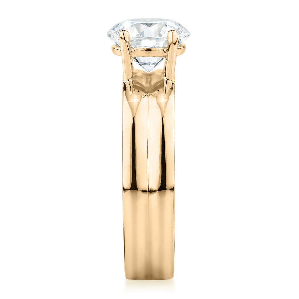 Round Brilliant solitaire engagement ring with 2.04 carat* diamond simulant in 10 carat yellow gold