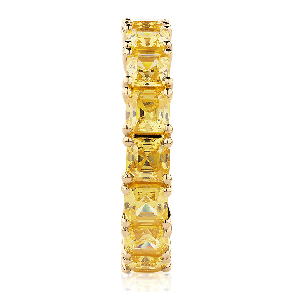 All-rounder eternity band with 5.46 carats* of diamond simulants in 10 carat yellow gold