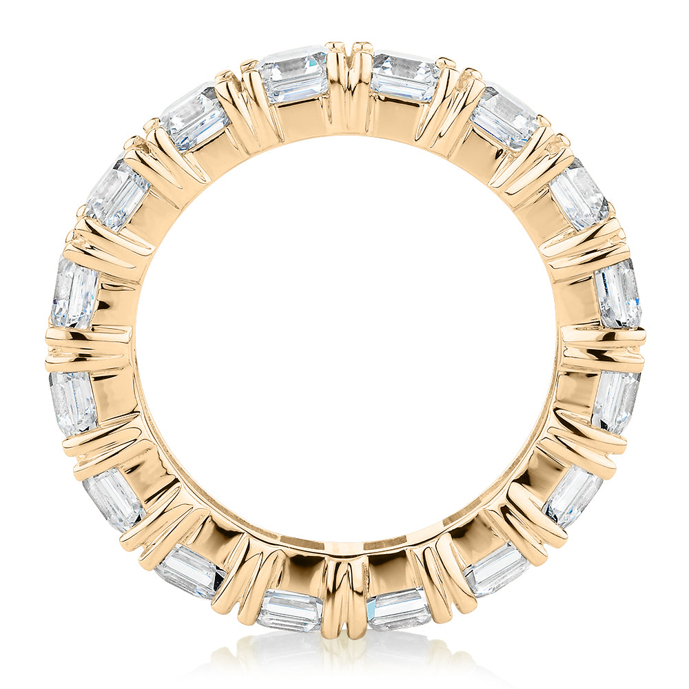 All-rounder eternity band with 5.46 carats* of diamond simulants in 10 carat yellow gold