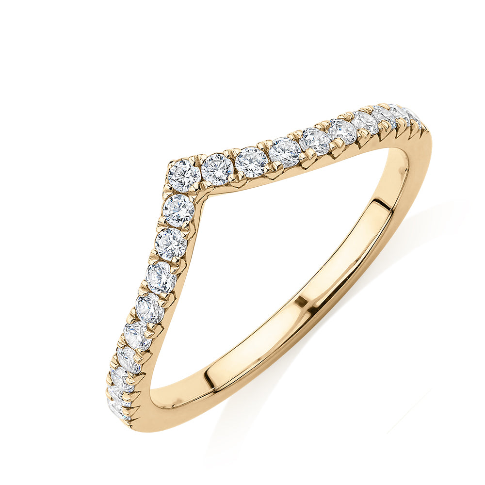Round Brilliant curved wedding or eternity band with 0.57 carats* of diamond simulants in 10 carat yellow gold