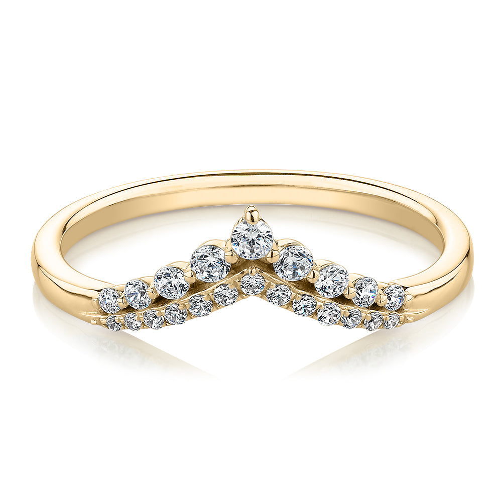 Round Brilliant curved wedding or eternity band in 10 carat yellow gold
