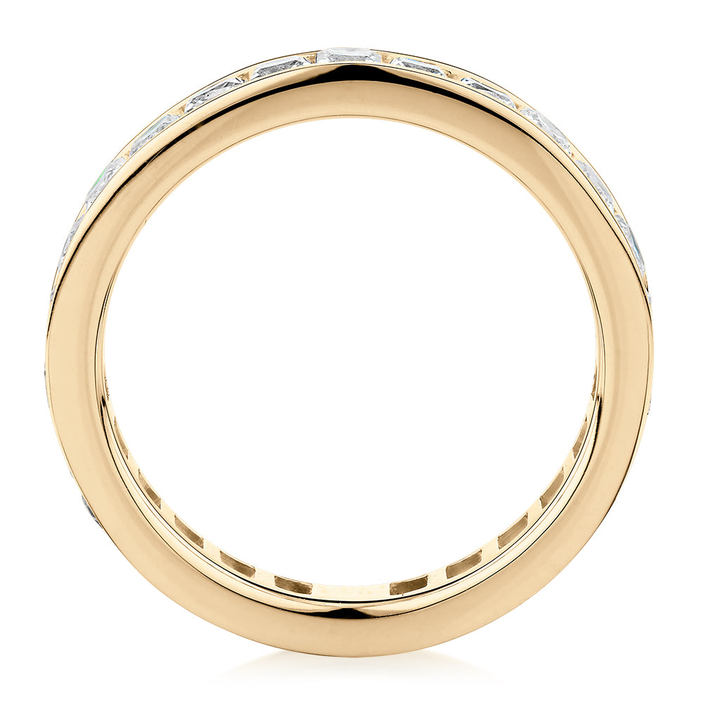 All-rounder eternity band with 2.5 carats* of diamond simulants in 10 carat yellow gold