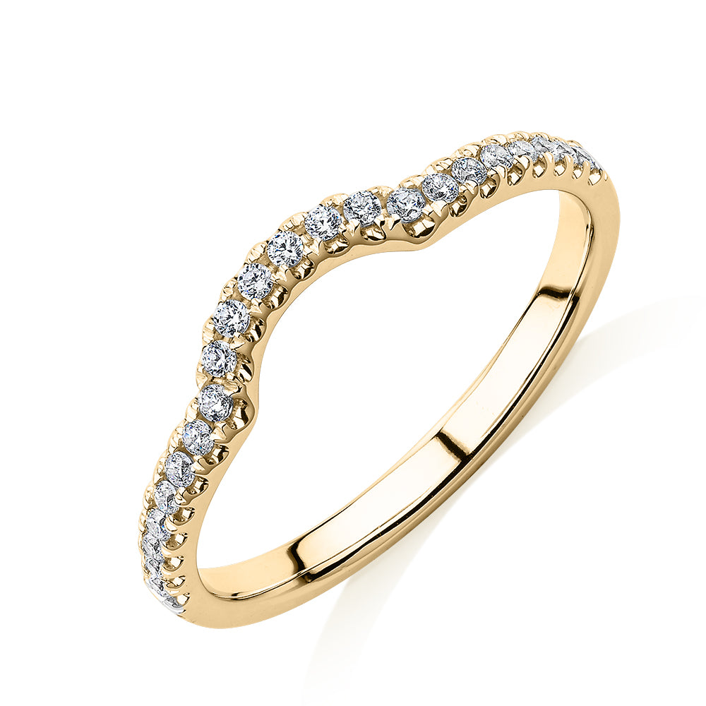 Curved wedding or eternity band in 10 carat yellow gold