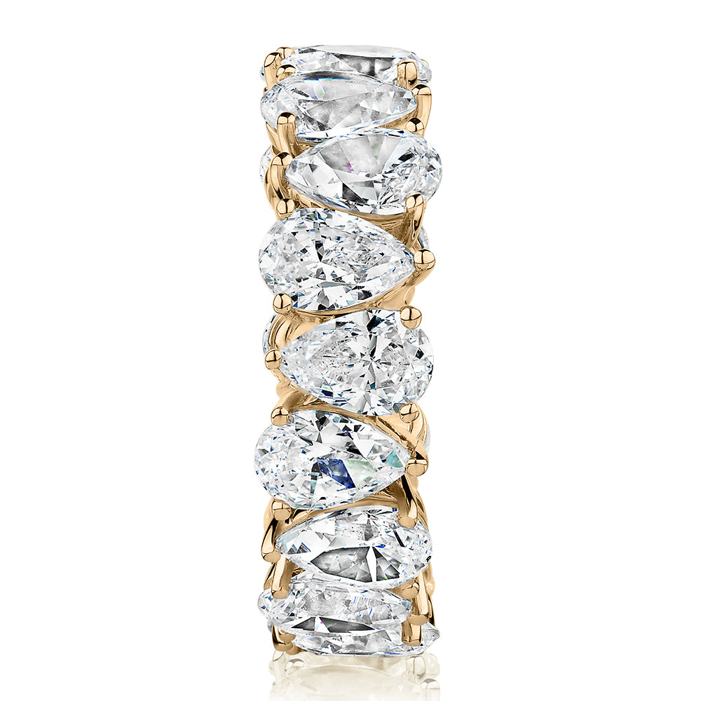 All-rounder eternity band with 7.02 carats* of diamond simulants in 10 carat yellow gold