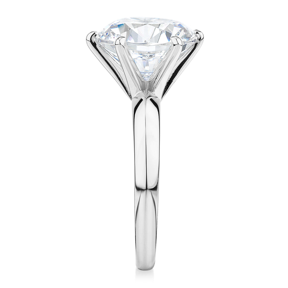 Round Brilliant solitaire engagement ring with 7 carat* diamond simulant in 14 carat white gold