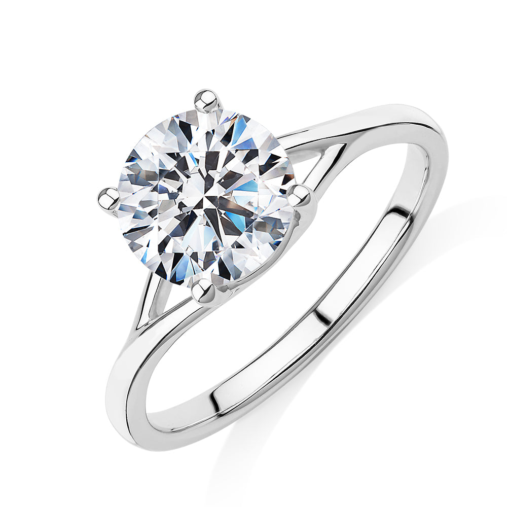 Round Brilliant solitaire engagement ring with 2.04 carat* diamond simulant in 14 carat white gold