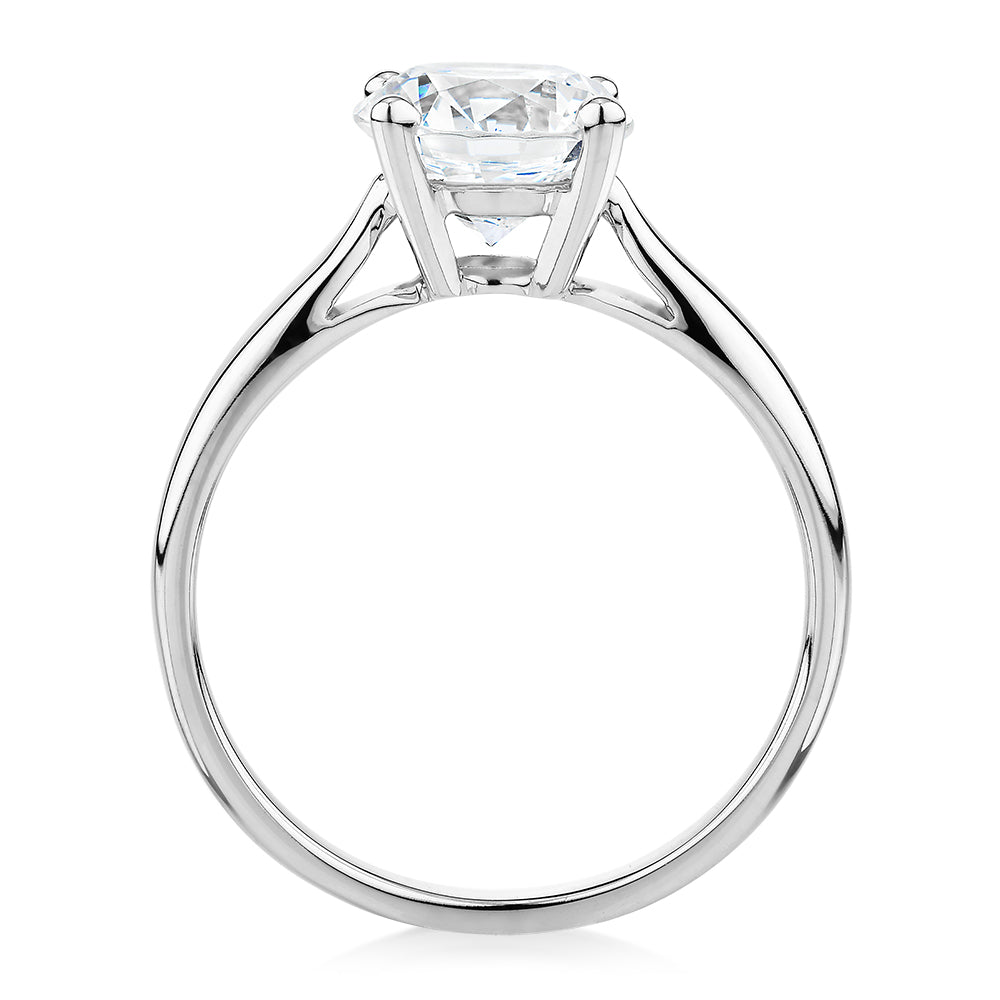 Round Brilliant solitaire engagement ring with 2 carat* diamond simulant in 14 carat white gold