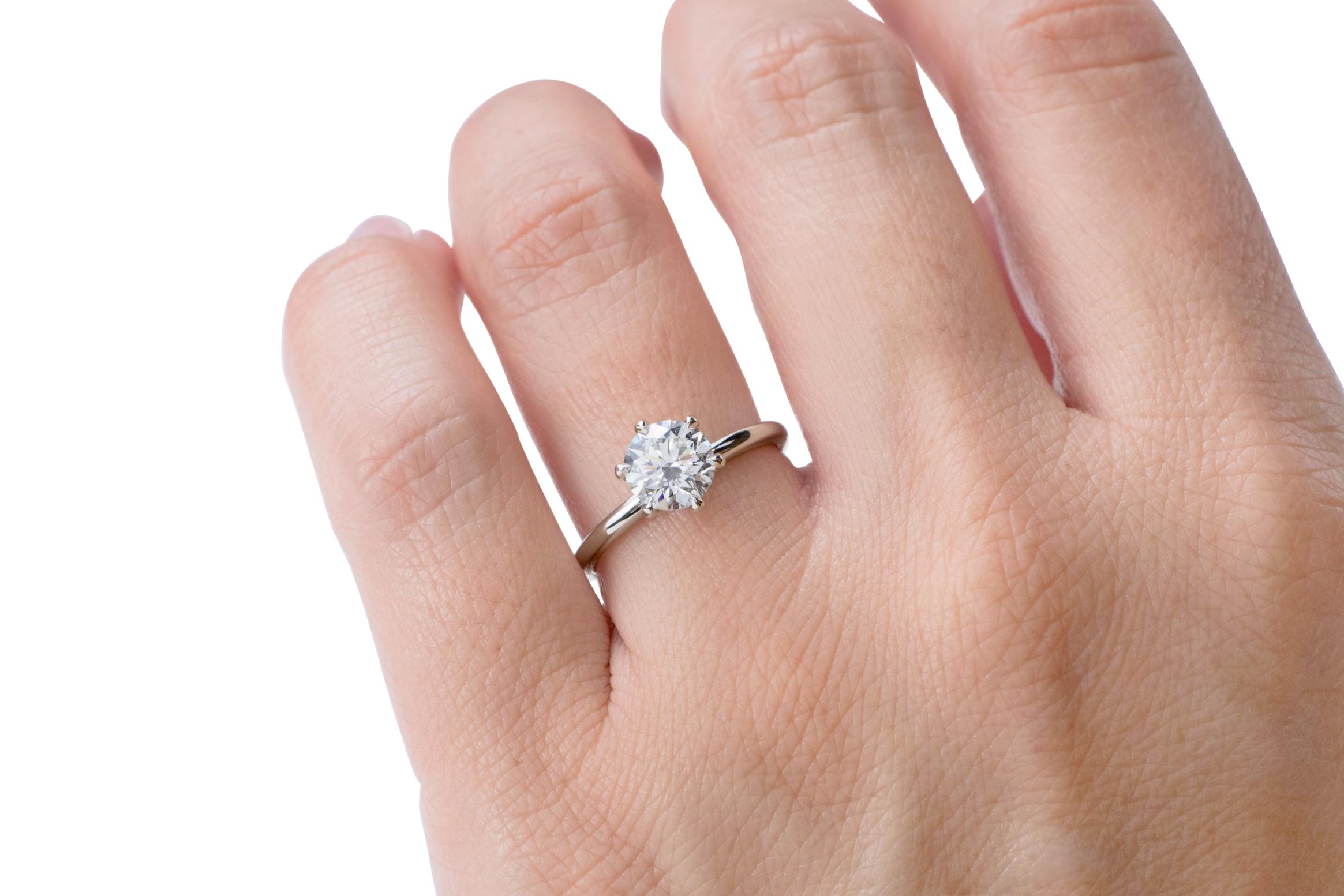 premium certified lab-grown diamond engagement ring