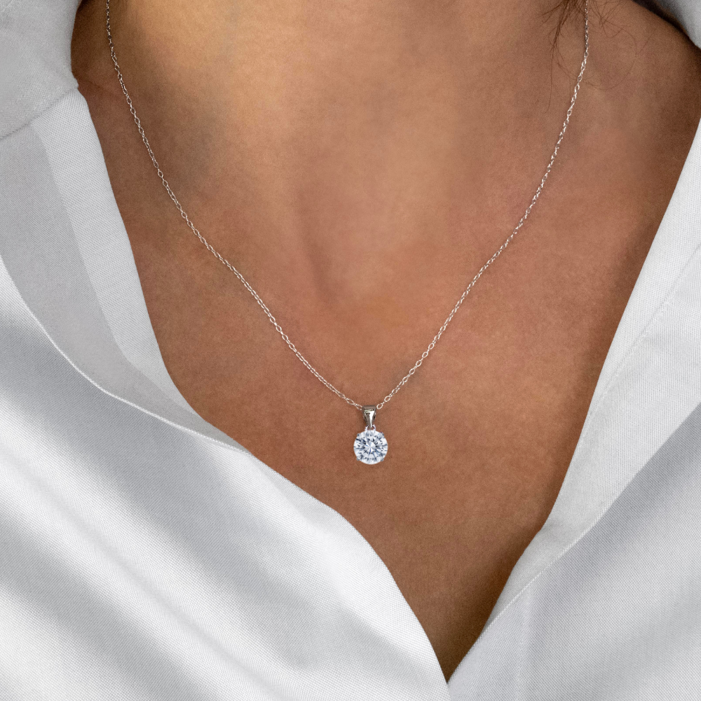 Round Brilliant solitaire necklace with 2 carats* of diamond simulants in sterling silver