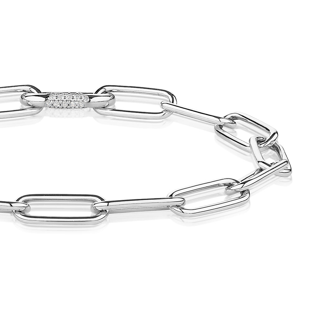Round Brilliant bracelet with 0.36 carats* of diamond simulants in sterling silver