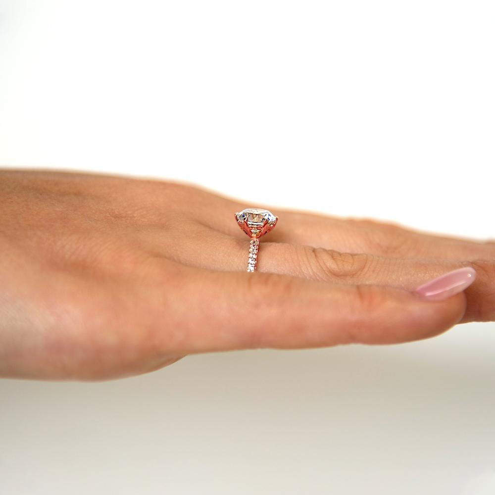 Round Brilliant shouldered engagement ring with 2.12 carats* of diamond simulants in 14 carat rose gold