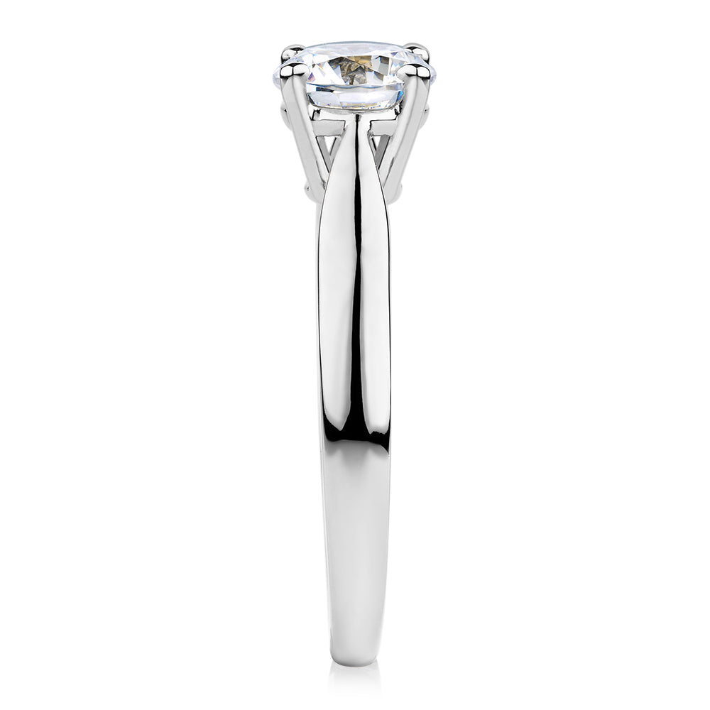 Round Brilliant solitaire engagement ring with 1 carat* diamond simulant in 14 carat white gold