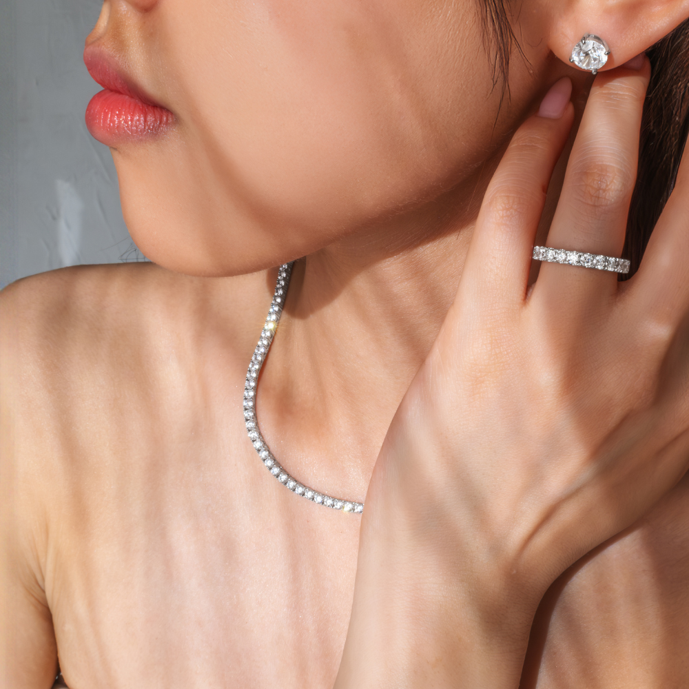 Round Brilliant stud earrings with 2 carats* of diamond simulants in 10 carat white gold