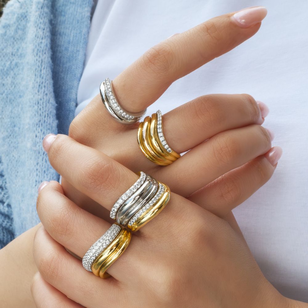 DUO Dress ring with 0.21 carats* of Signature Simulants in 18 carat yellow gold vermeil