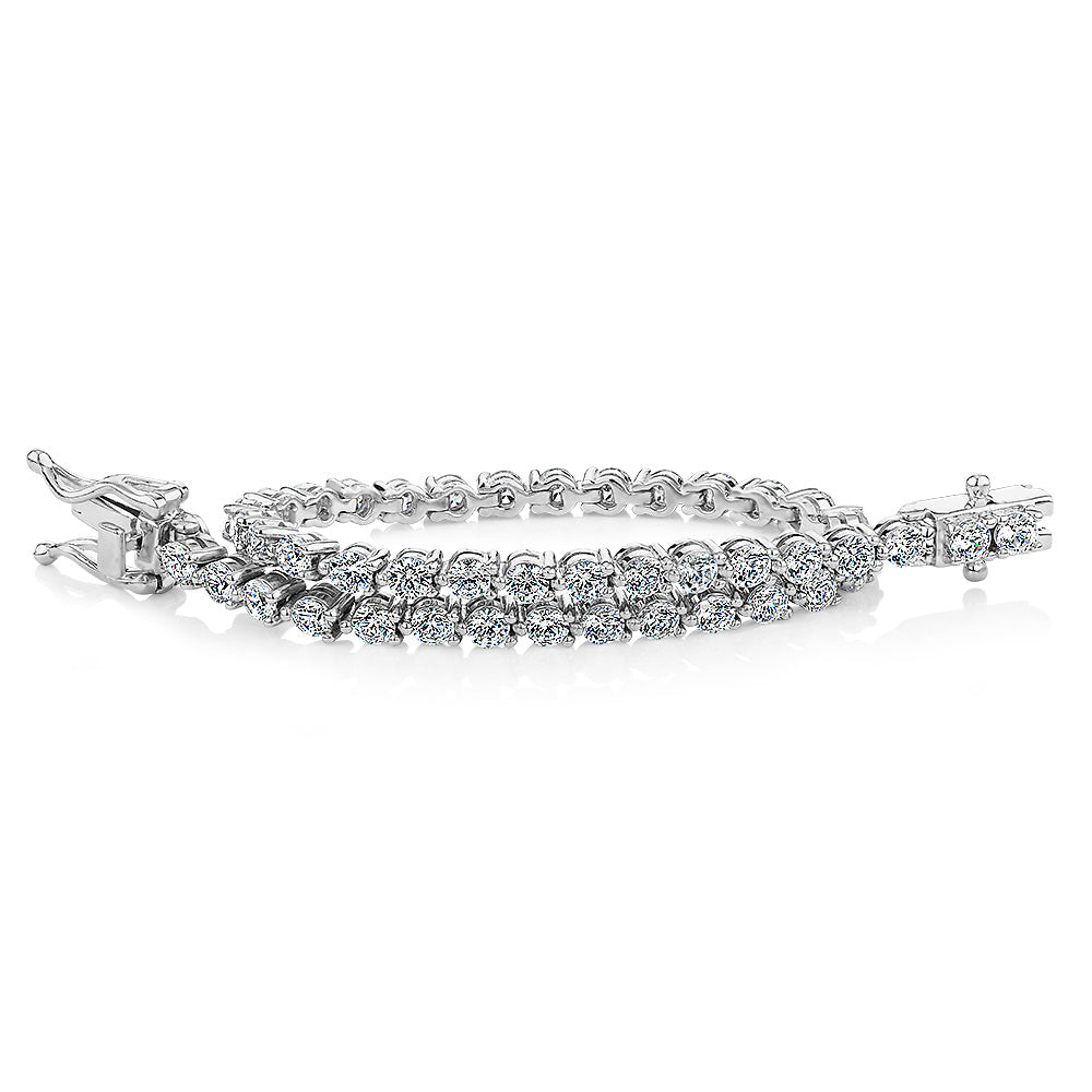 Round Brilliant tennis bracelet with 4.95 carats* of diamond simulants in sterling silver