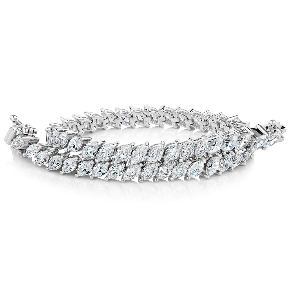 Round Brilliant tennis bracelet with 10.60 carats* of diamond simulants in sterling silver
