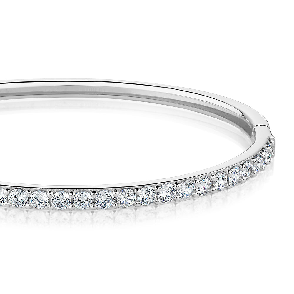 Round Brilliant bangle with diamond simulants in sterling silver