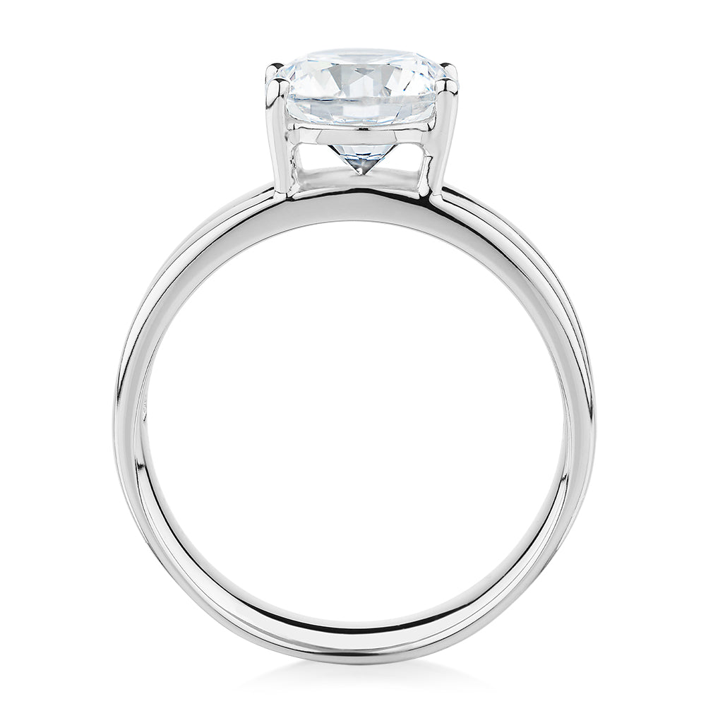 Round Brilliant solitaire engagement ring with 2.04 carat* diamond simulant in 10 carat white gold