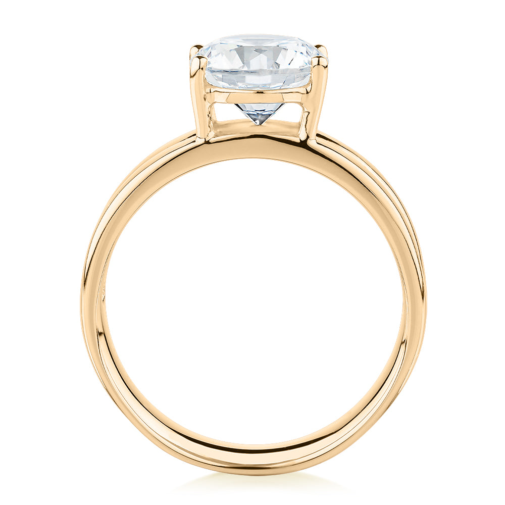 Round Brilliant solitaire engagement ring with 2.04 carat* diamond simulant in 10 carat yellow gold