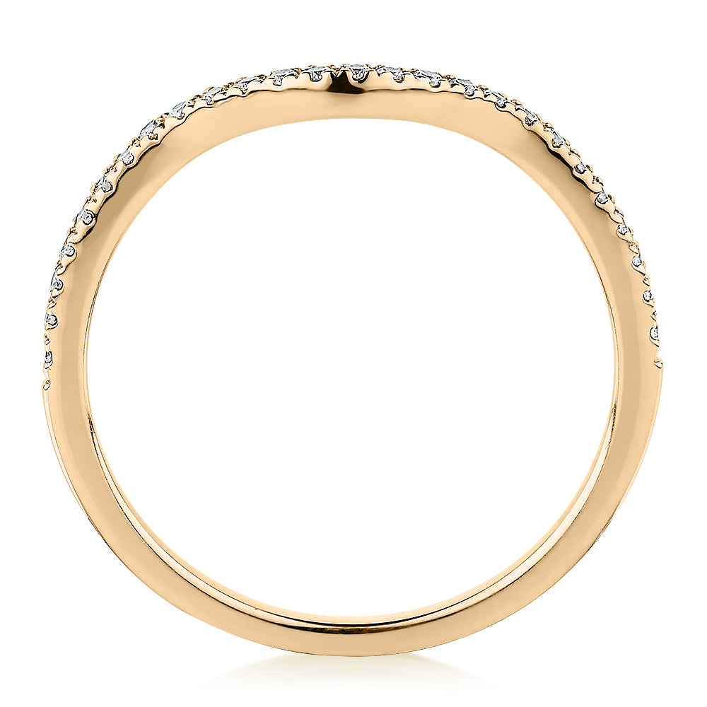 Curved wedding or eternity band in 14 carat yellow gold