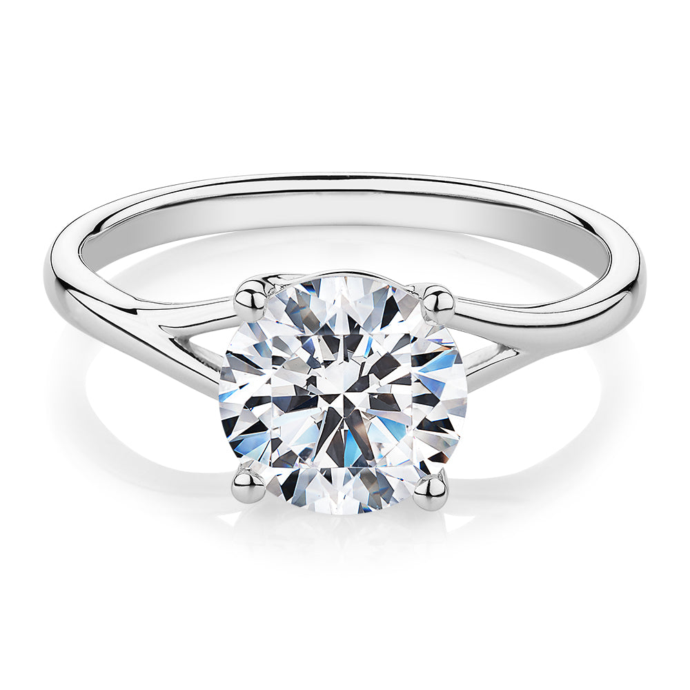 Round Brilliant solitaire engagement ring with 2.04 carat* diamond simulant in 14 carat white gold