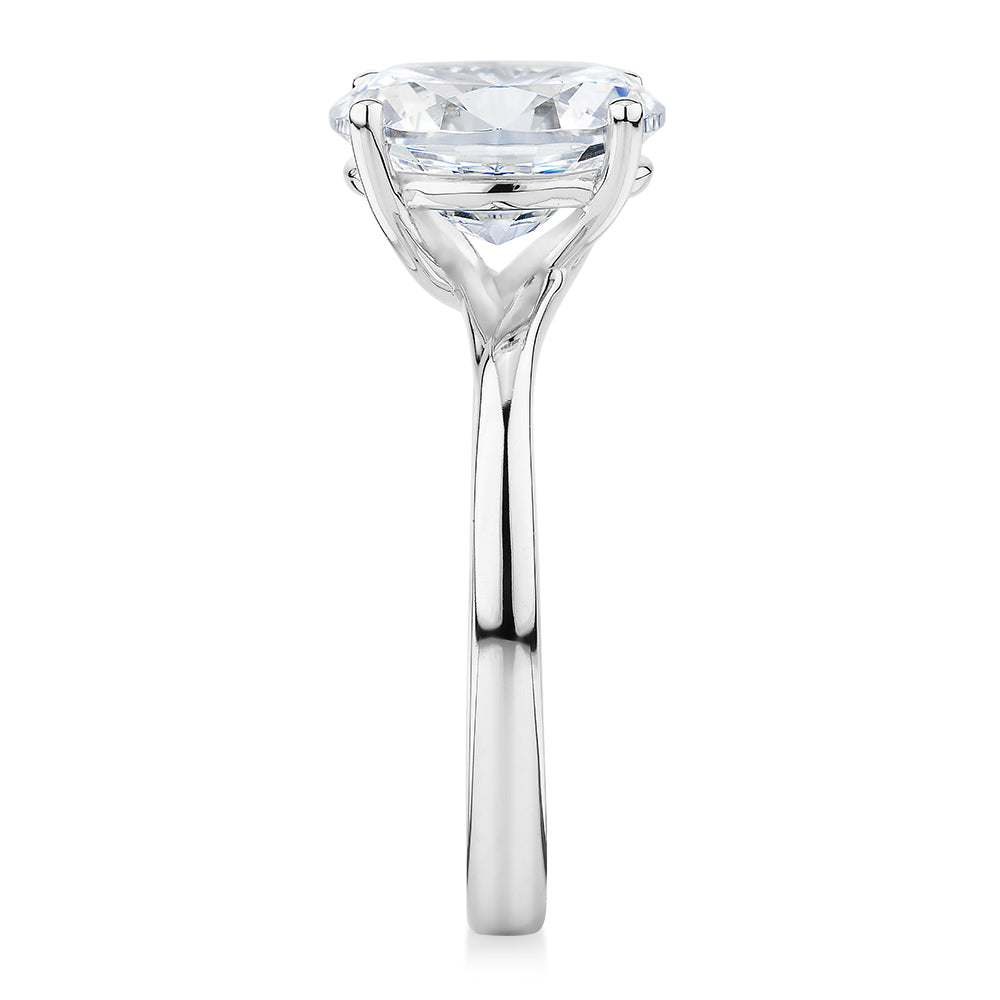 Oval solitaire engagement ring with 2.54 carat* diamond simulant in 14 carat white gold