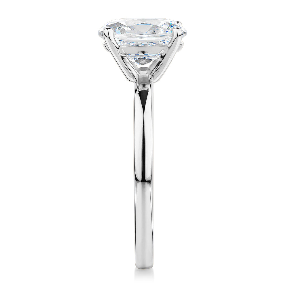 Oval solitaire engagement ring with 1.86 carat* diamond simulant in 14 carat white gold