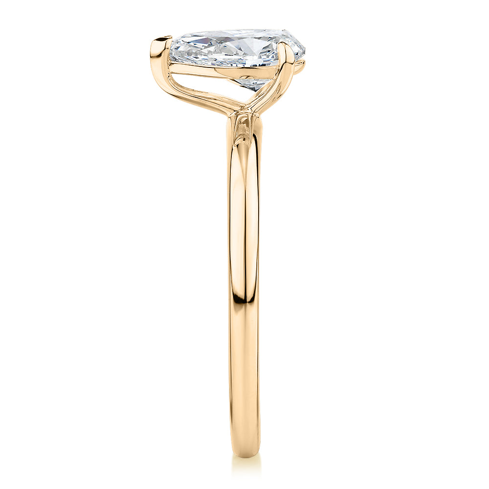 Premium Certified Laboratory Created Diamond, 1.00 carat pear solitaire engagement ring in 18 carat yellow gold