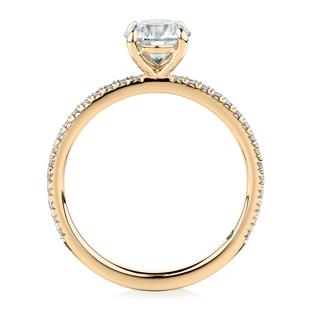 Premium Certified Laboratory Created Diamond, 1.24 carat TW round brilliant shouldered engagement ring in 18 carat yellow gold