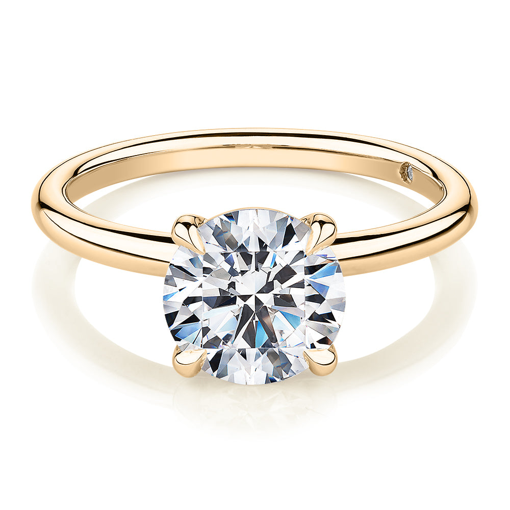 Signature Simulant Diamond 2.00 carat* round brilliant solitaire engagement ring in 14 carat yellow gold