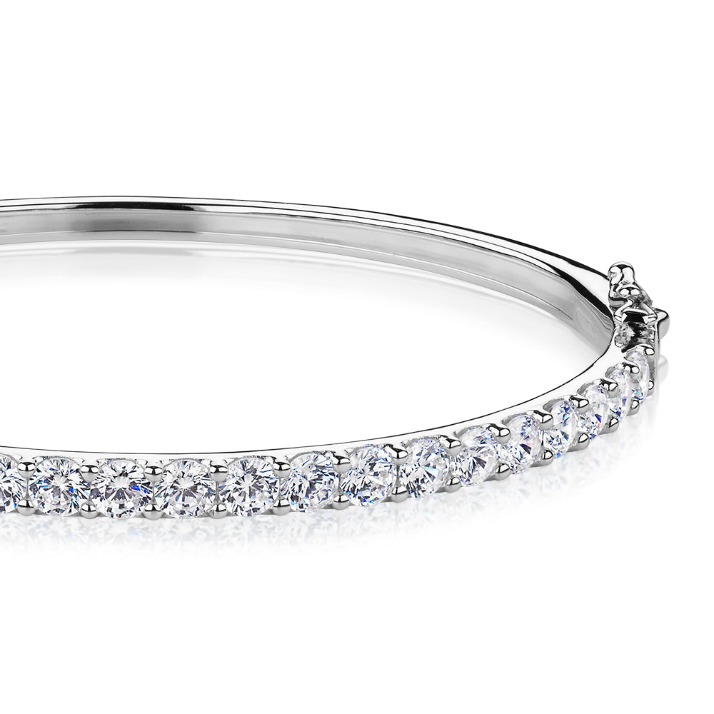 Round Brilliant bangle with 6 carats* of diamond simulants in sterling silver