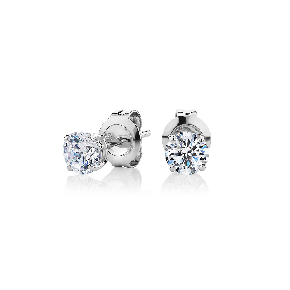 Round Brilliant stud earrings with carats* of diamond