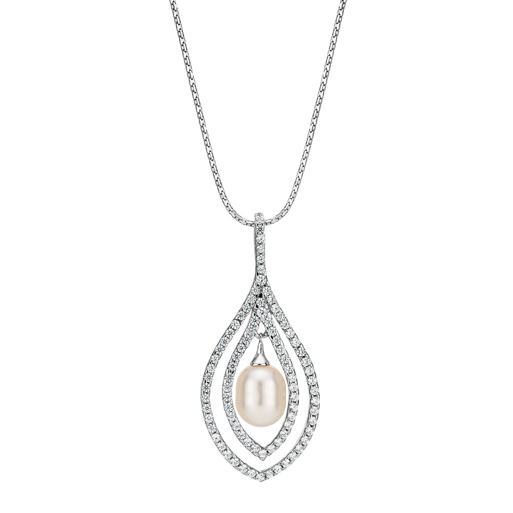 Cultured freshwater pearl necklace in sterling silver