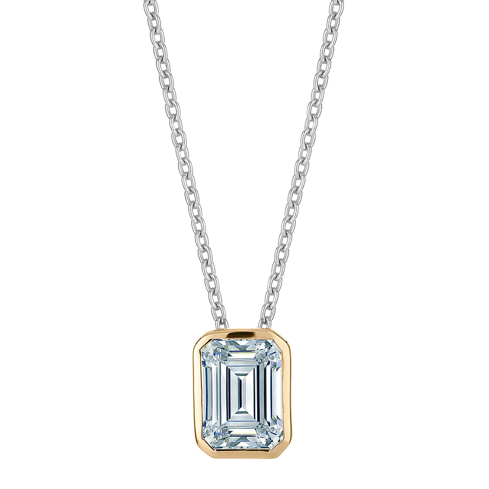 Necklace with 0.48 carats* of diamond simulants in 10 carat yellow gold and sterling silver