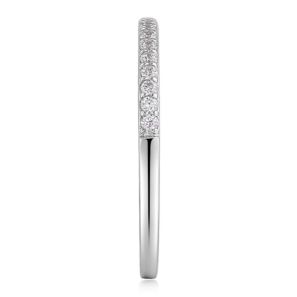 Wedding or eternity band in 14 carat white gold